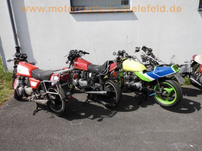Kawasaki_KZ_500_B_original_rot_Klassiker_Heckschaden_-_wie_Z_KZ_GPZ_400_550_650_750_J_A_B_C_D_E_F__1.jpg