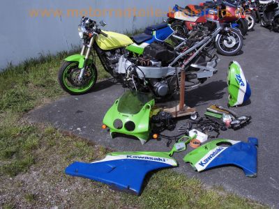 Kawasaki_KZ_650_D_Klassiker_im_ZXR-Look_m__ZXR_400_USD_Fahrwerk_-_wie_Z_KZ_GPZ_400_550_650_750_J_A_B_C_D_E_F__11.jpg