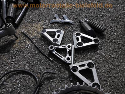 Honda_CB-1_CB400F_NC27_kleine_Hornet_Ersatzteile_spare-parts_-_wie_CBR_400_RR_75.jpg