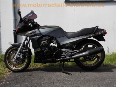 Kawasaki_GPZ_900_R_ZX900A_Motad_n-eta_EZ92_17_Zoll_letzte_Serie_7.jpg