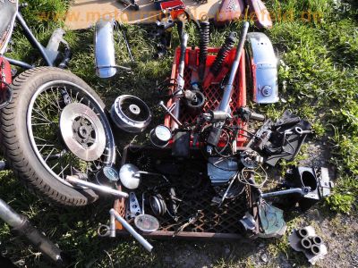 Honda_CB_350_F_Four_rot_FZR-Gabel_Ersatz-Teile_spare-parts_-_wie_CB_400_500_550_750_F_Four__13.jpg