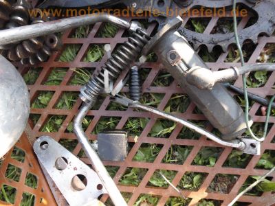 Honda_CB_350_F_Four_rot_FZR-Gabel_Ersatz-Teile_spare-parts_-_wie_CB_400_500_550_750_F_Four__74.jpg