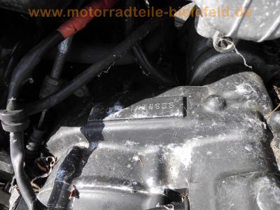 Honda_CBX_550_F_PC04_blau-weiss_Gepaecktraeger_JAMA-Auspuff_4-2_20.jpg