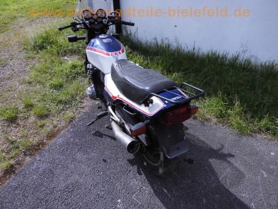 Honda_CBX_550_F_PC04_blau-weiss_Gepaecktraeger_JAMA-Auspuff_4-2_50.jpg