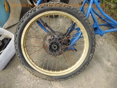 Suzuki_DR_600_DAKAR_SN41A_Enduro_Ersatz-Teile_spare-parts_-_wie_DR_250_500_650_750_S_RSE_149.jpg