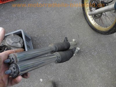 Suzuki_DR_600_DAKAR_SN41A_Enduro_Ersatz-Teile_spare-parts_-_wie_DR_250_500_650_750_S_RSE_179.jpg