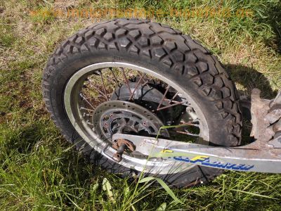 Suzuki_DR_600_DAKAR_SN41A_weiss-blau_Enduro__-_wie_DR_250_500_650_750_S_RSE_23.jpg