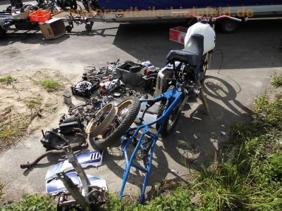Suzuki_DR_600_DAKAR_SN41A_weiss-blau_Enduro__-_wie_DR_250_500_650_750_S_RSE_5.jpg