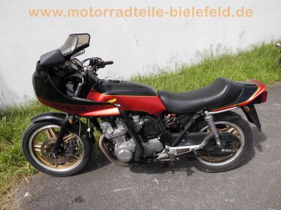 Honda_CB_750_F2_Boldor_RC04_rot-schwarz_in_SC01_Rahmen_Haensle_4-1_Auspuff_Stahlflex_-_wie_CB_900_F_F2_SC09_14.jpg