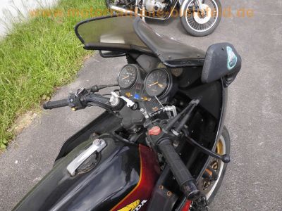 Honda_CB_750_F2_Boldor_RC04_rot-schwarz_in_SC01_Rahmen_Haensle_4-1_Auspuff_Stahlflex_-_wie_CB_900_F_F2_SC09_63.jpg