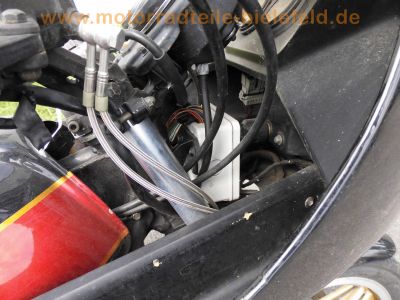 Honda_CB_750_F2_Boldor_RC04_rot-schwarz_in_SC01_Rahmen_Haensle_4-1_Auspuff_Stahlflex_-_wie_CB_900_F_F2_SC09_92.jpg