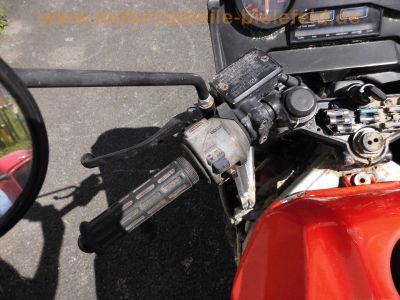 Honda_VF_1000_F_SC15_rot_V4-Tourer_-_wie_SC16_VF_500_700_750_1100_F_S_C_Sabre_Magna_96.jpg