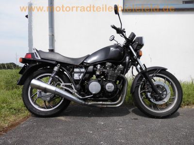 Yamaha_XJ_750_SECA_11M_schwarz_LSL_Lenker_BSM_L88__4-1_Auspuff_-_wie_XJ_650_700_900_F_Kardan_47.jpg