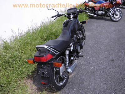 Yamaha_XJ_750_SECA_11M_schwarz_LSL_Lenker_BSM_L88__4-1_Auspuff_-_wie_XJ_650_700_900_F_Kardan_50.jpg