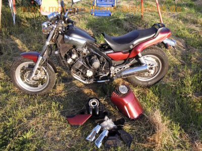 Yamaha_FZX_700_FAZER_1UG_Canada-Modell_Dragster_Muscle-Bike_-_wie_FZ_FZX_750_-_kleine_V-Max_1200_12.jpg