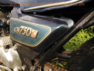 Honda_CB_750_C_RC06_Custom_Chopper_4-4_Auspuff_Schuh-Koffersystem_-_wie_CB_650_750_900_C_KZ_RC01_101.jpg