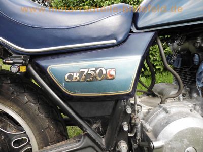 Honda_CB_750_C_RC06_Custom_Chopper_4-4_Auspuff_Schuh-Koffersystem_-_wie_CB_650_750_900_C_KZ_RC01_53.jpg