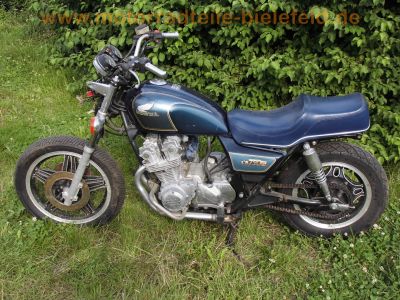 Honda_CB_750_C_RC06_Custom_Chopper_4-4_Auspuff_Schuh-Koffersystem_-_wie_CB_650_750_900_C_KZ_RC01_82.jpg