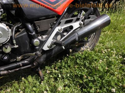 Honda_CBX_750_F_RC17_rot_Tank_ohne_Deko_sonst_original_Zustand_Auspuff_HMMJ0E_Sankei_2204_45.jpg