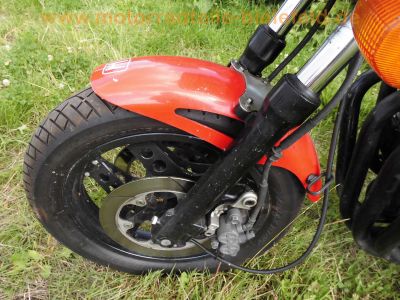 Honda_CBX_750_F_RC17_rot_Tank_ohne_Deko_sonst_original_Zustand_Auspuff_HMMJ0E_Sankei_2204_62.jpg