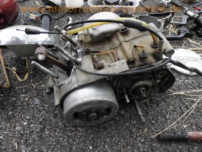 Suzuki_RV_125_Scrambler_Tracker_EZ_1980_stillgelegt_1990_Ersatz-Teile_spare-parts_-_wie_Rover_GT_TS_RV_50_75_80_90_125_ER_84.jpg