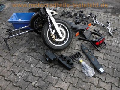 Suzuki_GSX_1100_EF_GV71C_Ersatzteile_spare-parts_Motorverkleidung_geflickt_belly_pan_refurbished_7.jpg