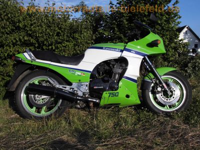 Kawasaki_GPZ_750_R_ZX750G_Extras_-_wie_ZX_GPZ_GPX_600_750_900_R_28.jpg