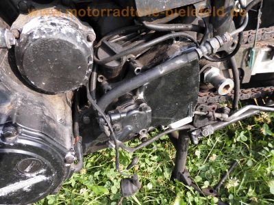 Kawasaki_GPZ_900_R_ZX900A_Streetfigher-Wrack_180-55_ZR17_Hinterrad_Auspuff_eloxiert_-__wie_GPZ_750_R_1000_RX_ZX10_133.jpg