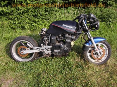 Kawasaki_GPZ_900_R_ZX900A_Streetfigher-Wrack_180-55_ZR17_Hinterrad_Auspuff_eloxiert_-__wie_GPZ_750_R_1000_RX_ZX10_80.jpg