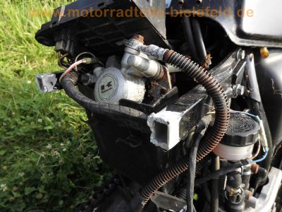 Kawasaki_GPZ_900_R_ZX900A_Streetfigher-Wrack_180-55_ZR17_Hinterrad_Auspuff_eloxiert_-__wie_GPZ_750_R_1000_RX_ZX10_90.jpg