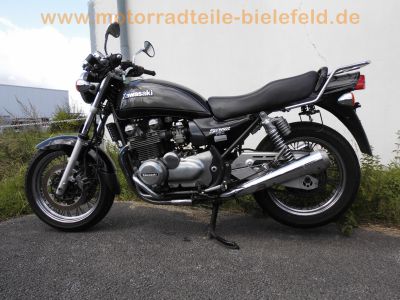 Kawasaki_ZR_750_C_D_Zephyr_C4_EZ98_1_Hd__Speichenraeder_bi-color_Lack_Extras_-_wie_ZR_550_1100_1.jpg