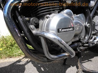 Kawasaki_ZR_750_C_D_Zephyr_C4_EZ98_1_Hd__Speichenraeder_bi-color_Lack_Extras_-_wie_ZR_550_1100_27.jpg