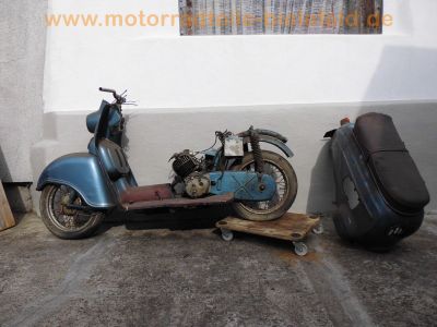 Adler_Junior_Oldtimer_Roller_-_wie_Adler_Sport_NSU_Lambretta_Prima_1.jpg