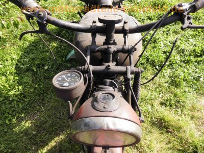 ARIEL_WNG_350_Military_-_wie_VH_500_NH_350_Red_Hunter_Vorkriegs-Oldtimer_62.jpg