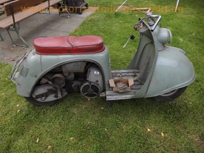 Hans_Glas_Goggo_200_Motor-Roller_Oldtimer_Veteranen-Roller_Bj__1955_mit_ILO-Motor_M_200_V_-_wie_Goggo_125_150__2.jpg