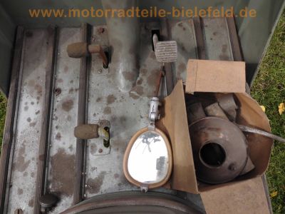Hans_Glas_Goggo_200_Motor-Roller_Oldtimer_Veteranen-Roller_Bj__1955_mit_ILO-Motor_M_200_V_-_wie_Goggo_125_150__27.jpg