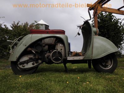 Hans_Glas_Goggo_200_Motor-Roller_Oldtimer_Veteranen-Roller_Bj__1955_mit_ILO-Motor_M_200_V_-_wie_Goggo_125_150__36.jpg
