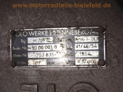 Hans_Glas_Goggo_200_Motor-Roller_Oldtimer_Veteranen-Roller_Bj__1955_mit_ILO-Motor_M_200_V_-_wie_Goggo_125_150__38.jpg