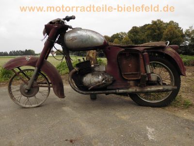 JAWA_CZ_125_Typ_355_weinrot_Bj__1960_-_wie_175_Typ_356_o__Junior_150_Typ_352_o__Cezeta_Tatran_34.jpg