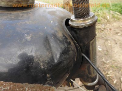 Meister_M55J_123_ccm_Bj__1950_MEISTER_Fahrradwerke_Bielefeld_mit_ILO-Motor_-_wie_M53J_118ccm_o__M59J_174ccm_o__M61J_197ccm__52.jpg