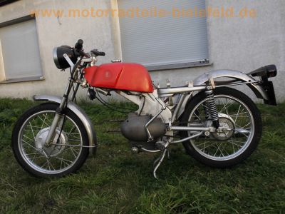 Benelli_Motobi_125_Sport_Special_Einzylinder_Kraftei_Bj__ca__1969_1.jpg