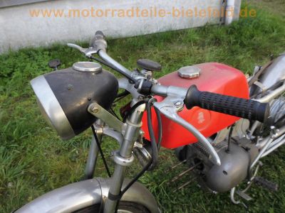 Benelli_Motobi_125_Sport_Special_Einzylinder_Kraftei_Bj__ca__1969_12.jpg