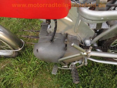 Benelli_Motobi_125_Sport_Special_Einzylinder_Kraftei_Bj__ca__1969_19.jpg