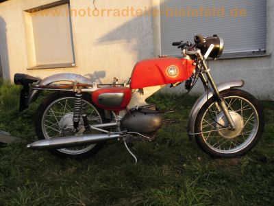 Benelli_Motobi_125_Sport_Special_Einzylinder_Kraftei_Bj__ca__1969_42.jpg