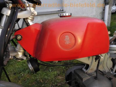 Benelli_Motobi_125_Sport_Special_Einzylinder_Kraftei_Bj__ca__1969_8.jpg