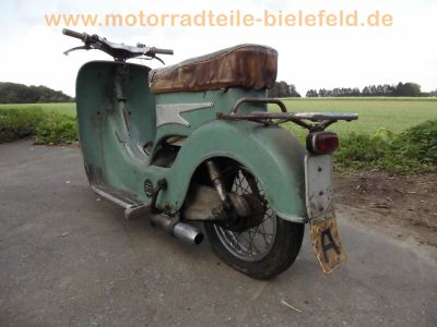 Lohner_Sissy_50_Moped-Roller_aus_Oesterreich_37.jpg