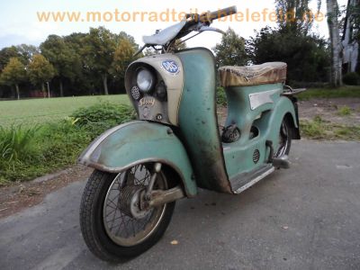 Lohner_Sissy_50_Moped-Roller_aus_Oesterreich_49.jpg