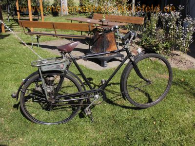 Miele_Oldtimer-Fahrrad_mit_Victoria_Hinterrad-Hilfsmotor_5.jpg