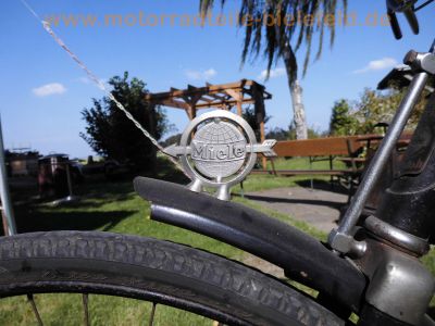 Miele_Oldtimer-Fahrrad_mit_Victoria_Hinterrad-Hilfsmotor_53.jpg