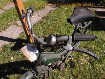 Motobecane_Moby_50_Bj__1973_mit_TUM-143_Motor_49,9_ccm_-_wie_Mini-Moby_Mobylette_36.jpg